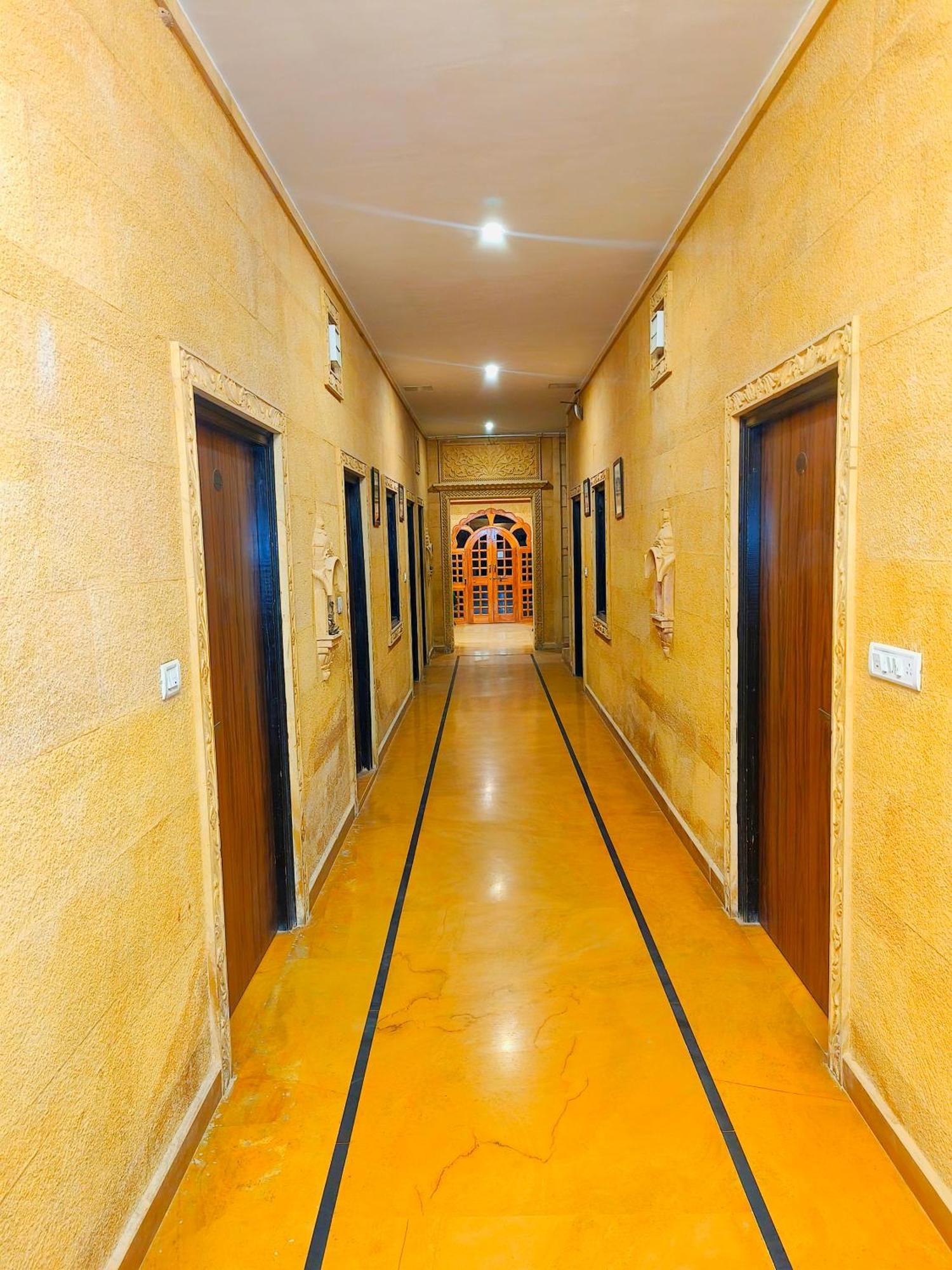 Hotel Royal Heritage ジャイサルメール エクステリア 写真